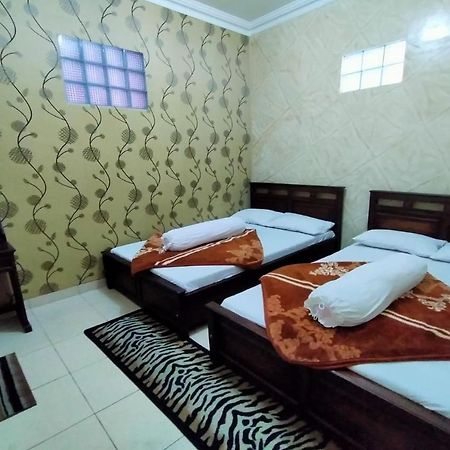 Villa Neza Sarangan Exterior foto